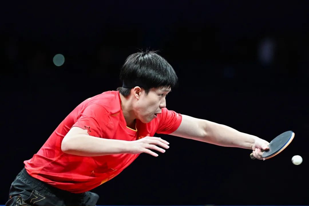 他在场上游 他在场上游