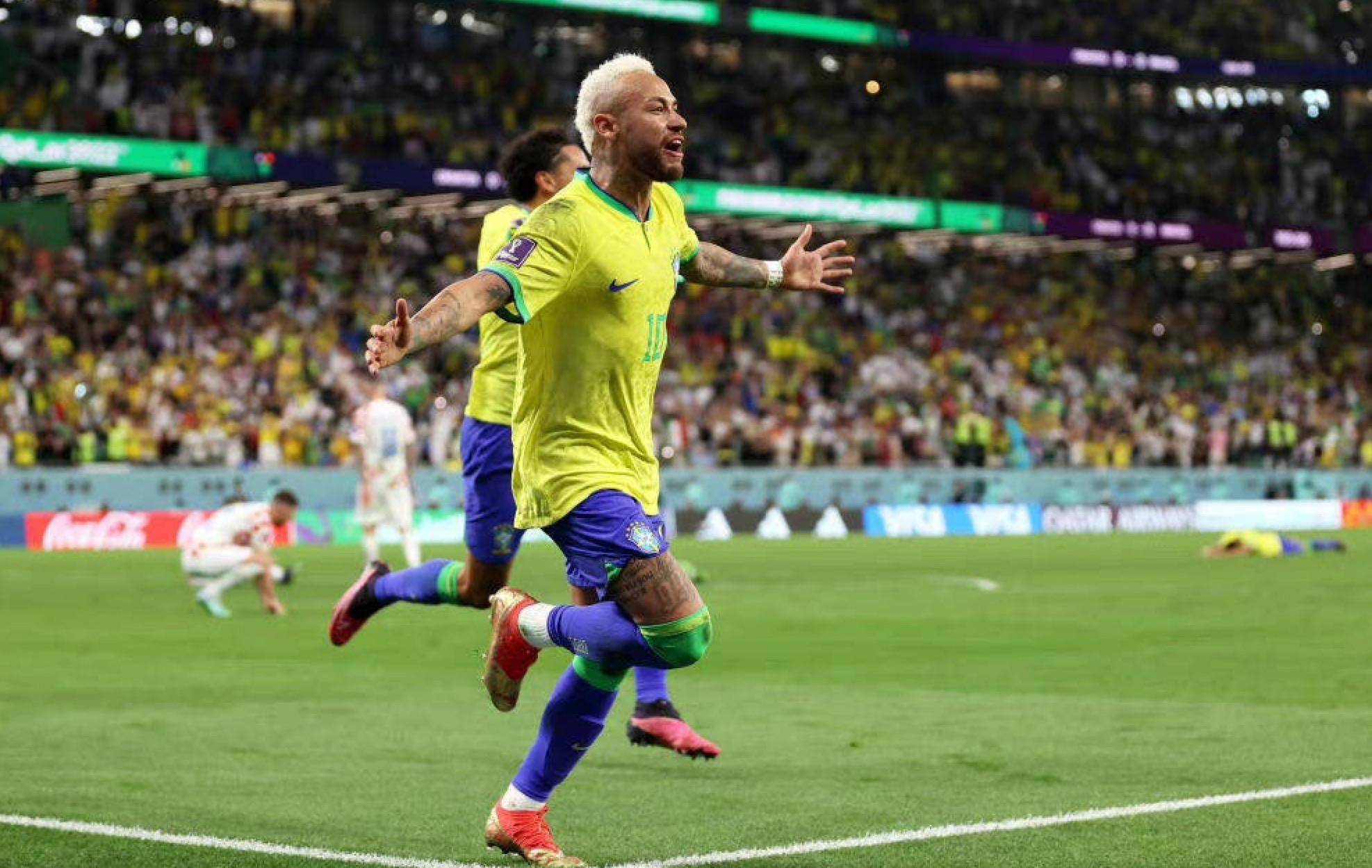 迫使球队在 迫使球队在